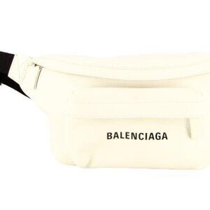 Balenciaga everyday belt bag